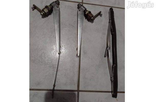 UAZ 469-hez eredeti gyári új ablaktörlő mechanika karral eladó