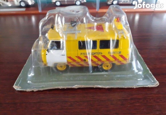 UAZ Uran 452 repteri kisauto modell 1/43 Eladó