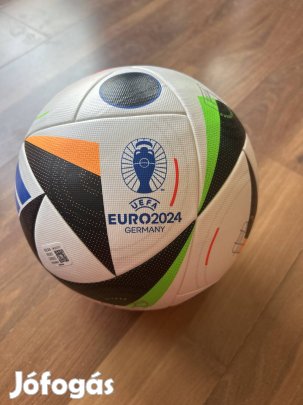 UEFA 24 focilabda