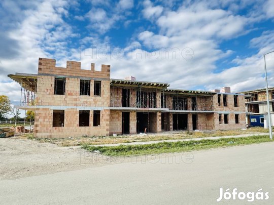 ÚJ ÉPÍTÉSŰ, ENERGIATAKARÉKOS LAKÁSOK  SZITÁSDOMBON