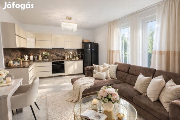 ÚJ ÉPÍTÉSŰ, PRÉMIUM IKERHÁZ ELADÓ TÉGLÁSON (Mindkét oldal eladó!)