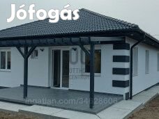 ÚJ  CSALÁDI HÁZ TUSCULÁNUMBAN - GARÁZZSAL - SAJÁT KERTTEL 2026 JULIÚSI