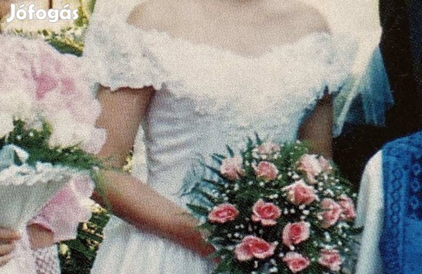 USA-ban vásárolt fehér menyasszonyi ruha