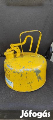 USA üzemanyag kanna tároló 