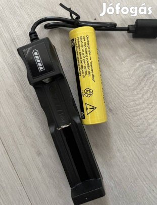 USB akkumulátor töltők + 2 akksi újak