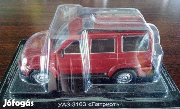 Uaz 3163 "Patriot" kisauto modell 1/43 Eladó
