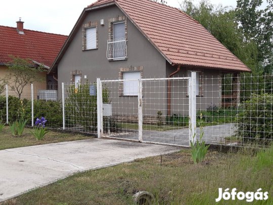 Üdülő Kiskörén eladó