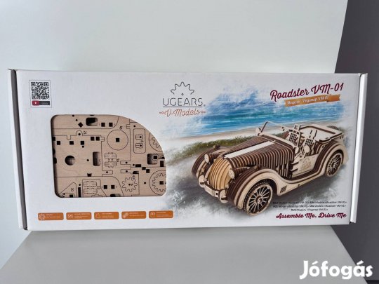 Ugears VM-01Roadster 3D fa mechanikus modell autó