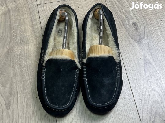 Ugg ansley mokaszin bélelt eur42 méret 