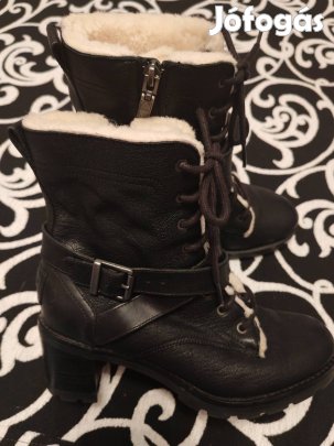 Ugg női bokacsizma alig használt 37