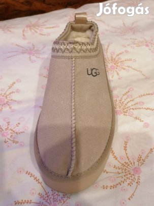 Ugg velúr Tazz bundás cipő 