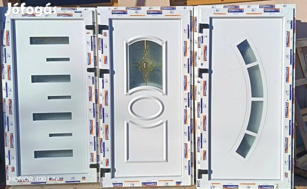 Új 110 x 210 műanyag bejárati ajtók!