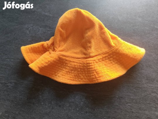 Új 12-18 hónapos Baby Gap frottír kalap (a hátulja gumis) 