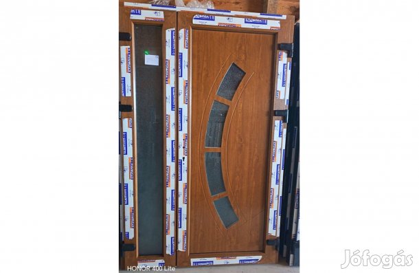 Új 135 x 205 Kívül-belül Aranytölgy műanyag bejárati ajtó