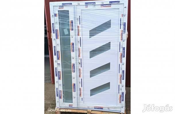 Új 135 x 205 műanyag bejárati ajtó