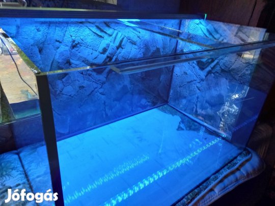 Új 138 literes panoráma akvárium csúszó tetőüvegekkel garival 