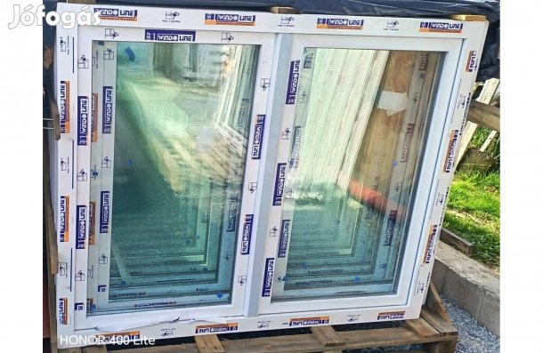 Új 160 x 130 kétszárnyú bukó-nyíló műanyag ablak