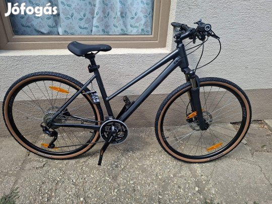 Új 28-as Bulls női cross trekking kerékpár ingyen futár 