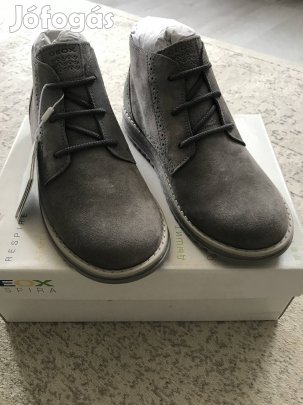 Új 33-as Geox Respira fiú bakancs