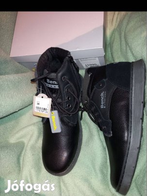 Új 38-as Bench magasszárú fekete cipő, bakancs, 12900ft