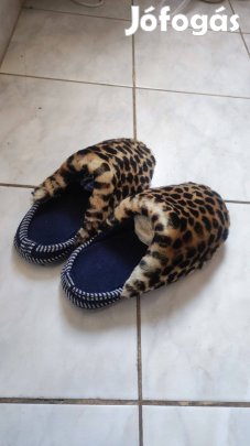 Új 39-40- es szőrme papucs Zuglóban eladó