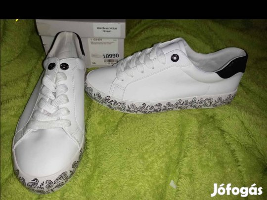 Új 39-es fehér cipő, félcipő, sportcipő 7900ft