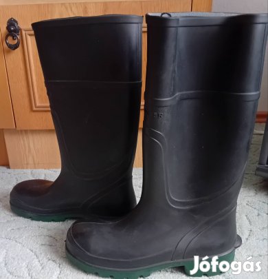 Új 40-es méretű férfi, acélbetétes gumicsizma