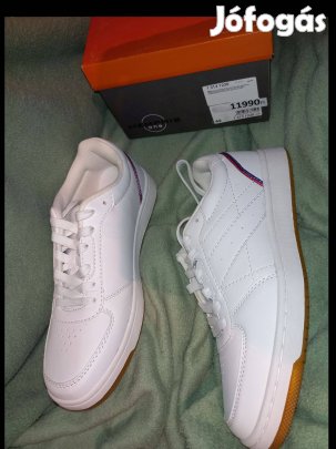 Új 42-es Memphis One fehér férfi cipő, sportcipő 8500ft