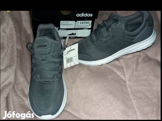 Új 42-es férfi Adidas szürke cipő, sportcipő 14500ft