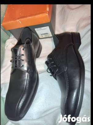 Új 44-es férfi fekete alkalmi ünnepi elegáns cipő 8900ft