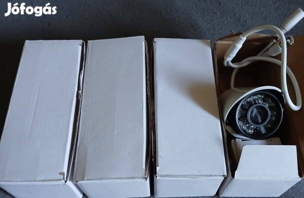 Új 4 db színes 1080p felbontású HD kamera 24 infra leddel