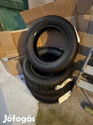 Új 4 évszakos gumiszett (4 db) Swifthez 80.000 Ft Sürgős