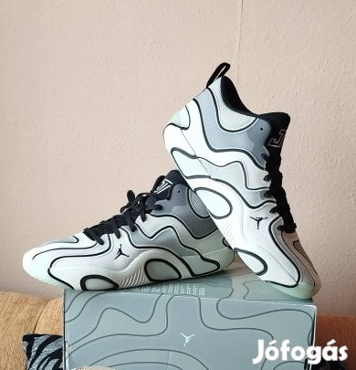 Új 53-as Jordan Tatum 3