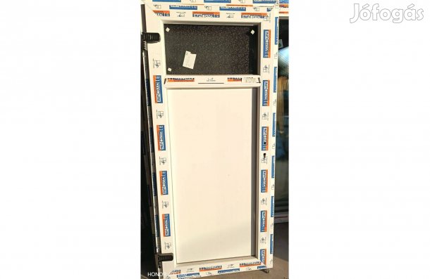 Új 90 x 200 műanyag mellékbejárati ajtók!