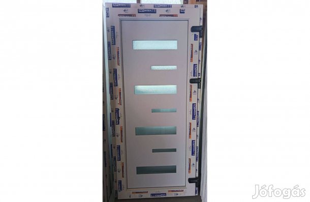 Új 95 x 205 műanyag bejárati ajtók!