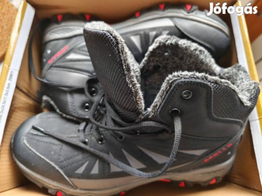 Új Apollo túrabakancs (42-es) ajándék túrazoknival