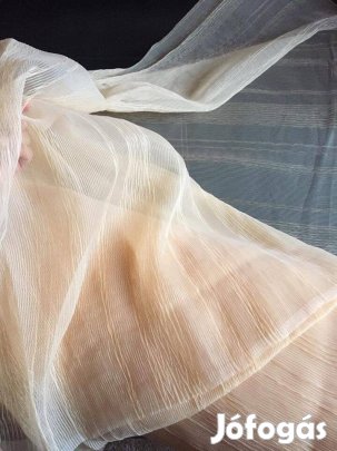 Új Barack színű függöny (6,5x 290cm)