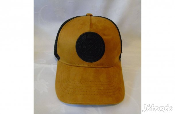 Új Barna színű velúr hálós baseball sapka