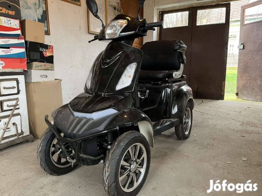 Új Barton T408 rokkant kocsi 4kerekű elektromos jármű