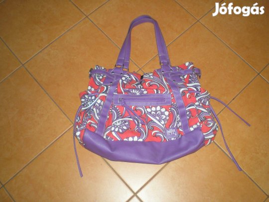 Új Billabong női színes mintás táska nagyobb méret