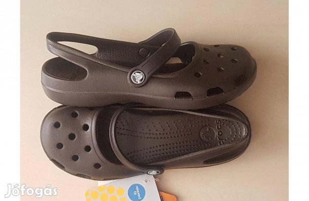 Új Crocs Balerina, barna színű barna talppal W7/37 méret