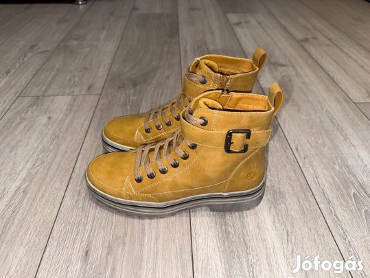 Új Dockers bakancs 39 -es