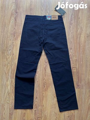 Új Dockhouse sötétkék férfi farmer címkével