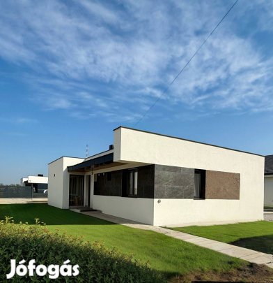 Új Építésű Ház Eladó