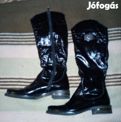 Új Eredeti Női Fekete Színű Márkás Bőr Csizma 39-es