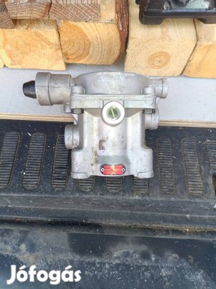 Új Eredeti WABCO Pótkocsi Fékezőszelep (9710021527) 