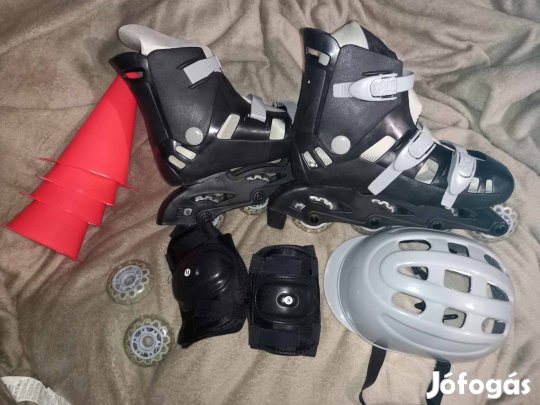 Új Falcon Görkocsolya , görkori szett térd- és könyökvédőkkel, sisak