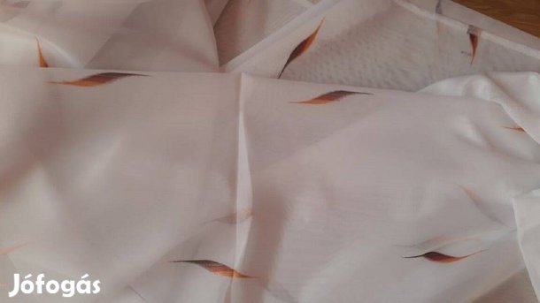 Új Fehér alapon barna színes, függöny (3,2m x 280 cm)