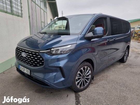 Új Ford Transit Tourneo AWD 9személyes kisbusz összkerekes, 4×4 hajtás