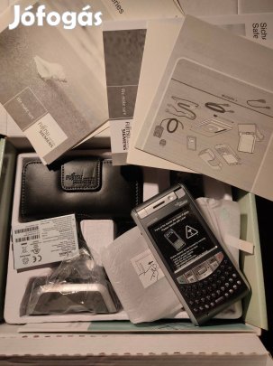 Új Fujitsu Siemens Pocket Loox T830 retro mobil telefon